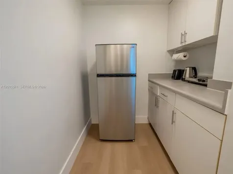 5445 Collins Avenue Miami Beach FL 33140