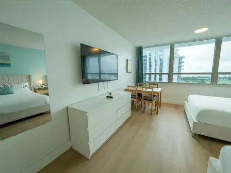 5445 Collins Avenue Miami Beach FL 33140