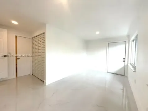228 NW 32nd Avenue Miami FL 33125