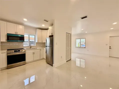 228 NW 32nd Avenue Miami FL 33125