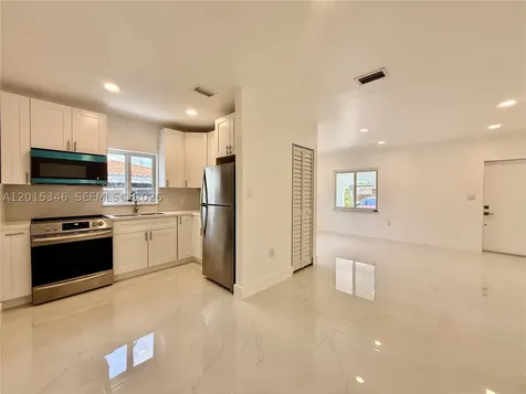 228 NW 32nd Avenue Miami FL 33125