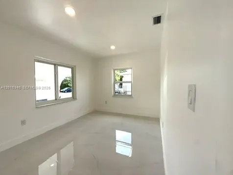 228 NW 32nd Avenue Miami FL 33125