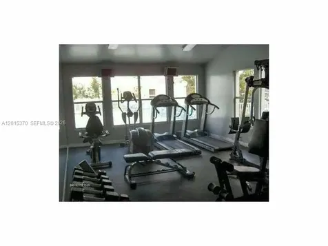 3441 NW 44th Street Oakland Park FL 33309