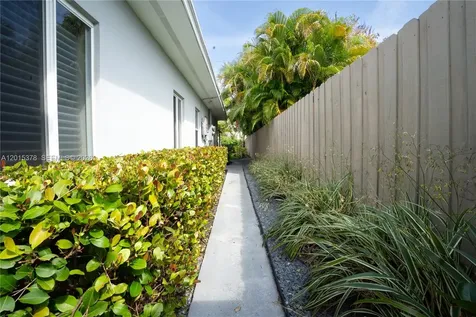 1324 NE 14th Avenue Fort Lauderdale FL 33304