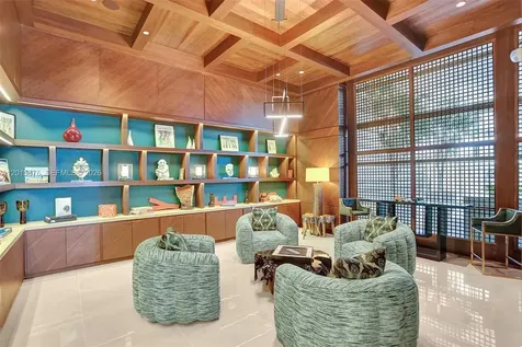 5875 Collins Avenue Miami Beach FL 33140