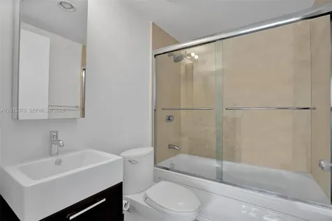 5875 Collins Avenue Miami Beach FL 33140