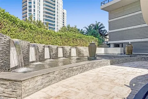 5875 Collins Avenue Miami Beach FL 33140