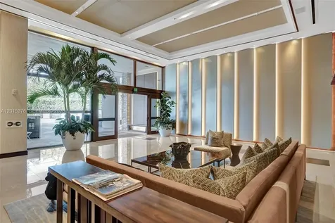5875 Collins Avenue Miami Beach FL 33140
