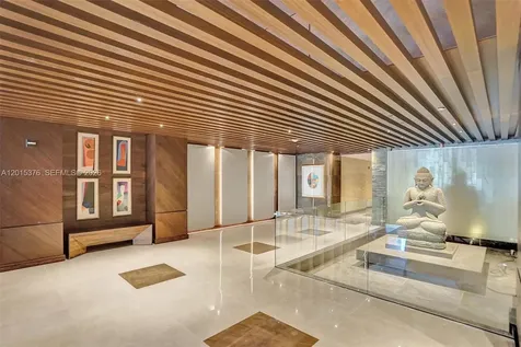 5875 Collins Avenue Miami Beach FL 33140