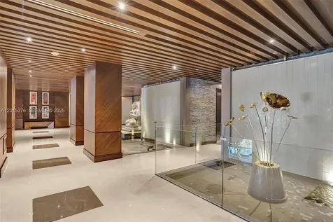 5875 Collins Avenue Miami Beach FL 33140