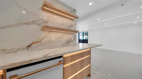 1623 Collins Avenue Miami Beach FL 33139