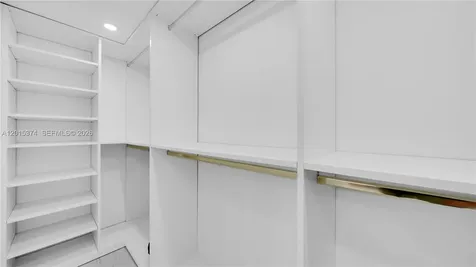 1623 Collins Avenue Miami Beach FL 33139