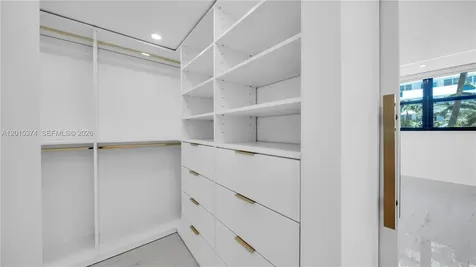 1623 Collins Avenue Miami Beach FL 33139