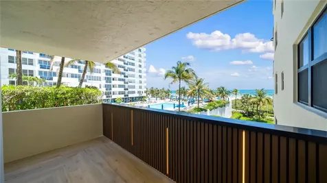 1623 Collins Avenue Miami Beach FL 33139