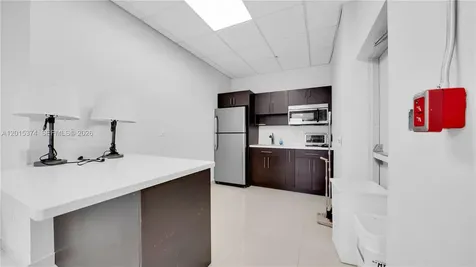 1623 Collins Avenue Miami Beach FL 33139