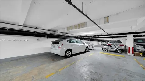 1623 Collins Avenue Miami Beach FL 33139