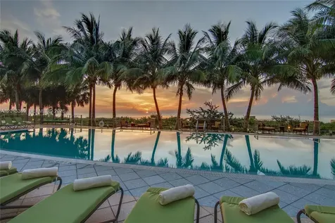 6899 Collins Avenue Miami Beach FL 33141