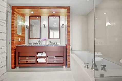 6899 Collins Avenue Miami Beach FL 33141