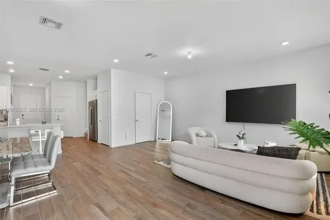 163 NE 13th Circle Homestead FL 33033