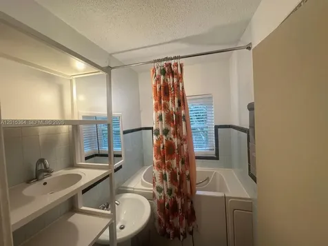 410 NW 98th Street Miami FL 33150