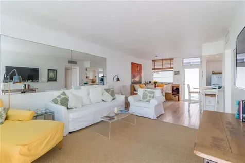301 Ocean Drive Miami Beach FL 33139