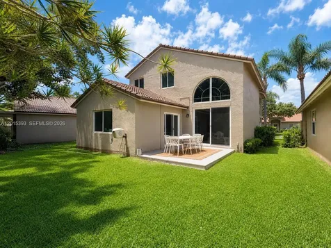4122 Sapphire Street Weston FL 33331