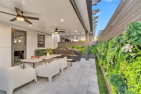 7903 NW 105th Avenue Doral FL 33178