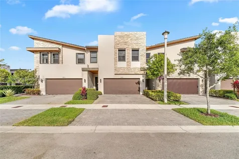 7903 NW 105th Avenue Doral FL 33178