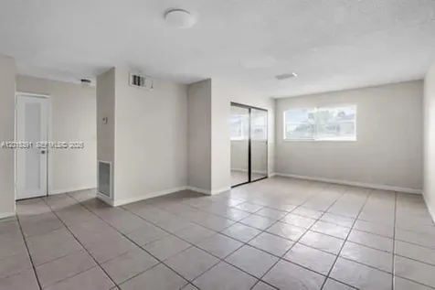 7491 SW 10th Court North Lauderdale FL 33068