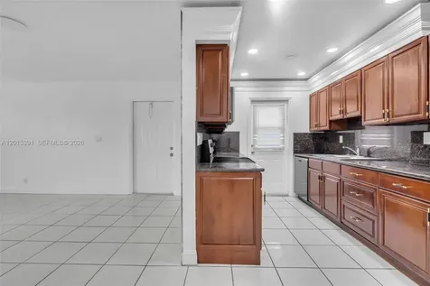 7491 SW 10th Court North Lauderdale FL 33068