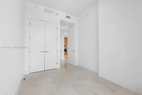 175 SE 25 Road Miami FL 33129