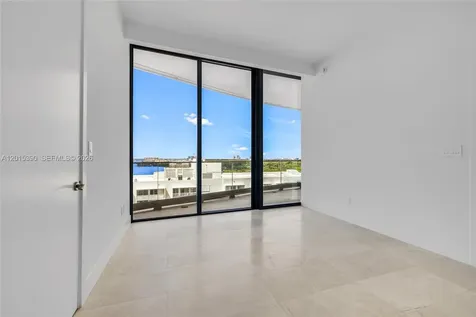 175 SE 25 Road Miami FL 33129