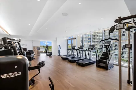 175 SE 25 Road Miami FL 33129