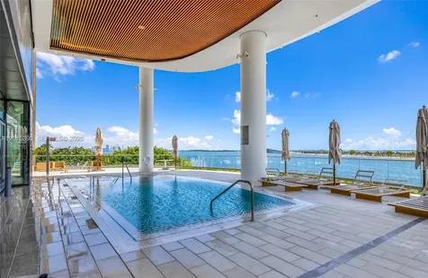 175 SE 25 Road Miami FL 33129