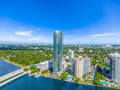 175 SE 25 Road Miami FL 33129