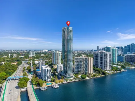 175 SE 25 Road Miami FL 33129