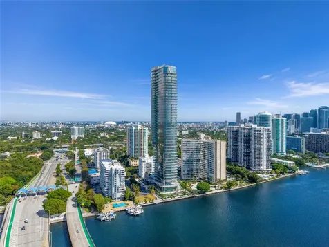 175 SE 25 Road Miami FL 33129