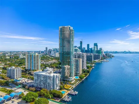 175 SE 25 Road Miami FL 33129