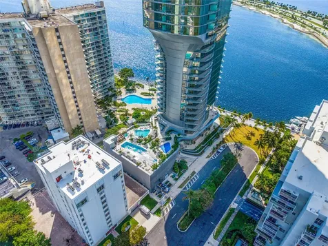 175 SE 25 Road Miami FL 33129