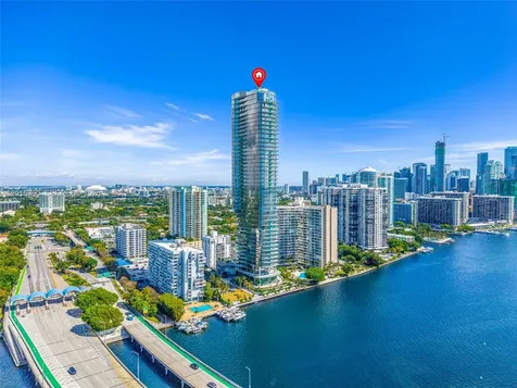 175 SE 25 Road Miami FL 33129