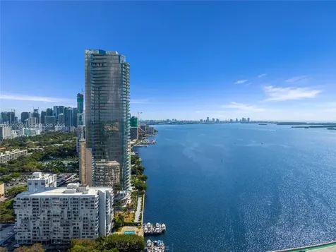 175 SE 25 Road Miami FL 33129
