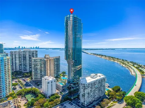 175 SE 25 Road Miami FL 33129