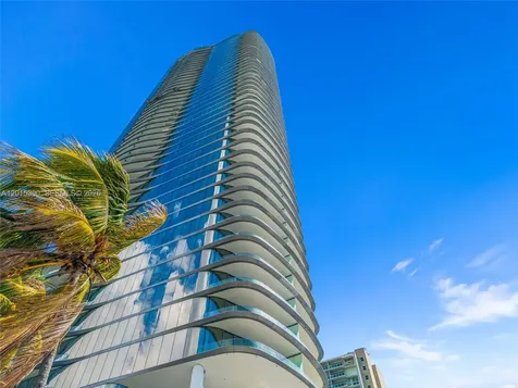 175 SE 25 Road Miami FL 33129
