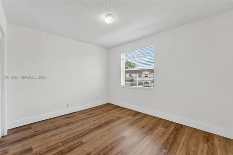 16889 SW 1st Manor Pembroke Pines FL 33027