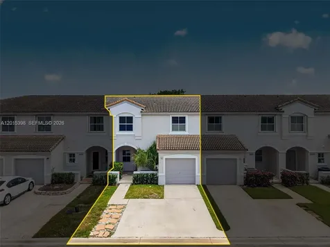 16889 SW 1st Manor Pembroke Pines FL 33027