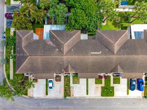 16889 SW 1st Manor Pembroke Pines FL 33027