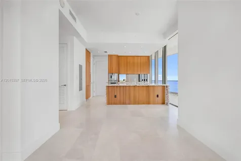 175 SE 25 Road Miami FL 33129