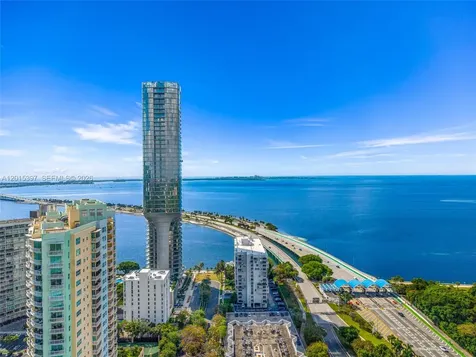 175 SE 25 Road Miami FL 33129