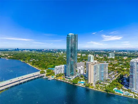 175 SE 25 Road Miami FL 33129
