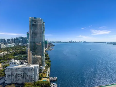 175 SE 25 Road Miami FL 33129